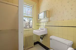 75 Van Winkle St, Boston, MA 02124 - Photo 32