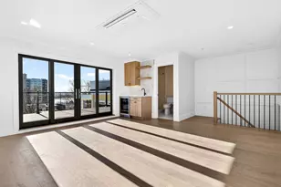 427 E 6th St, Boston, MA 02127 - Photo 8