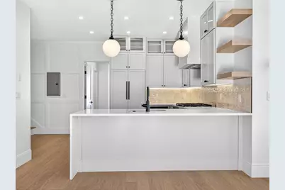 427 E 6th St #3, Boston, MA 02127 - Photo 4