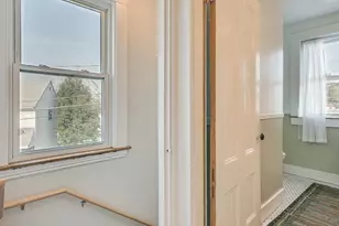 44 Cottage St, Watertown, MA 02472 - Photo 14