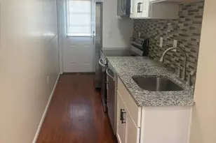 223 Clinton St, Brockton, MA 02302 - Photo 6