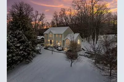 4 Barberry Ln, West Newbury, MA 01985 - Photo 1