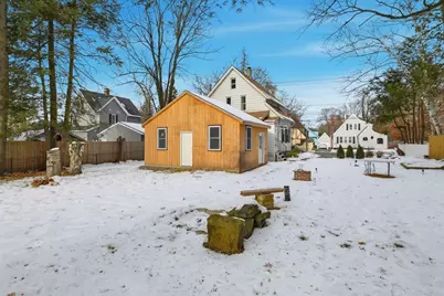 410 Allen St, Springfield, MA 01118 - Photo 4