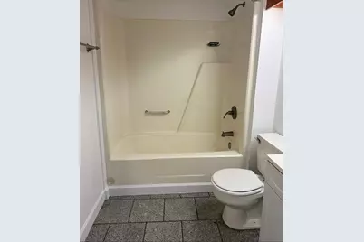 15 Park St #201, Springfield, MA 01103 - Photo 4