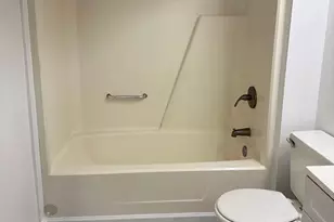 15 Park St, Springfield, MA 01103 - Photo 4