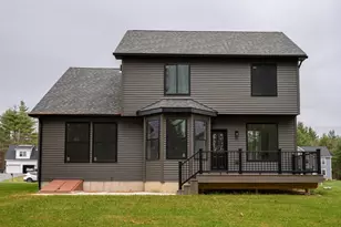 17 Woodland Ln, Belchertown, MA 01007 - Photo 4