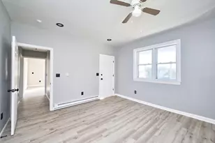 54 Grinnell St, Fall River, MA 02721 - Photo 8