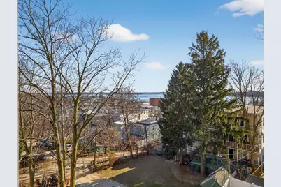 427 E 6th St #2, Boston, MA 02127 - Photo 12