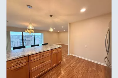 1006 Paradise Rd #3R, Swampscott, MA 01907 - Photo 6