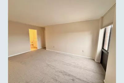 1006 Paradise Rd #3R, Swampscott, MA 01907 - Photo 20