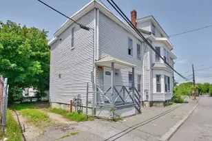 10 Holly St, Lawrence, MA 01841 - Photo 2