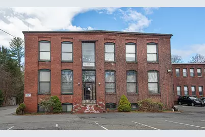 320 Riverside Dr #1, Northampton, MA 01062 - Photo 1