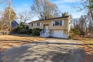 111 Indian Head Rd, Framingham, MA 01701 - Photo 2