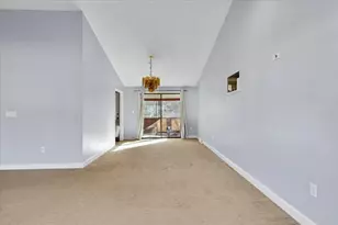 111 Indian Head Rd, Framingham, MA 01701 - Photo 16