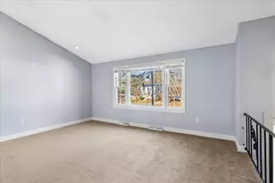 111 Indian Head Rd, Framingham, MA 01701 - Photo 14