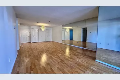 3920 Mystic Valley Pkwy #817, Medford, MA 02155 - Photo 4