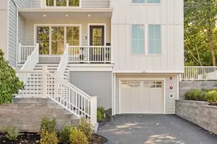 15 Jewett Pl, Newton, MA 02458 - Photo 2