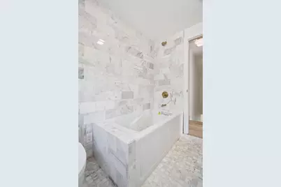 18 Chestnut Hill Rd, Millville, MA 01529 - Photo 10