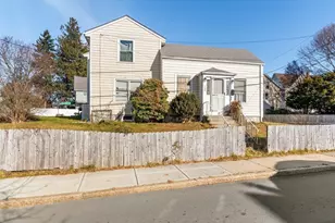 580 County St, Fall River, MA 02723 - Photo 6