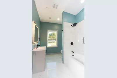 115-117 Mechanic #4, Clinton, MA 01510 - Photo 12