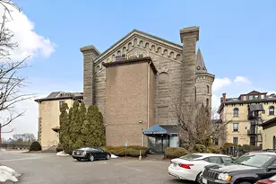 201 Thorndike St, Lowell, MA 01852 - Photo 2