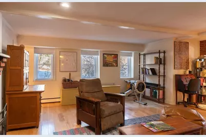 61 Crescent St #7, Northampton, MA 01060 - Photo 10