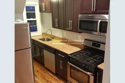 39 Pinckney St #3, Somerville, MA 02145 - Photo 2