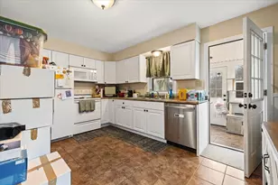 7 Holbrook Rd, Oxford, MA 01540 - Photo 8