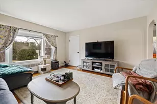 7 Holbrook Rd, Oxford, MA 01540 - Photo 6