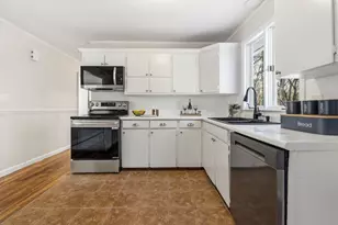 500 Franklin St, Wrentham, MA 02093 - Photo 6