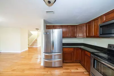 83 Massasoit Rd, Worcester, MA 01604 - Photo 6