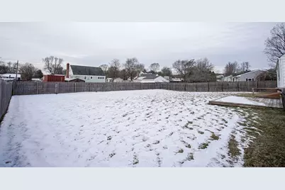 27 Campbell Dr, Agawam, MA 01001 - Photo 20