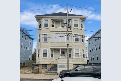 159 Frederick St #3E, New Bedford, MA 02744 - Photo 1