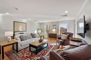 212 Humphrey St, Marblehead, MA 01945 - Photo 8