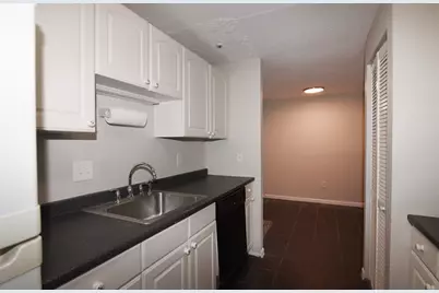 135 Grove Street #133, Rockland, MA 02370 - Photo 10