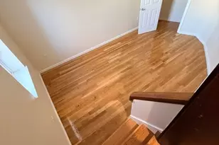 17 Bow St, Somerville, MA 02143 - Photo 2