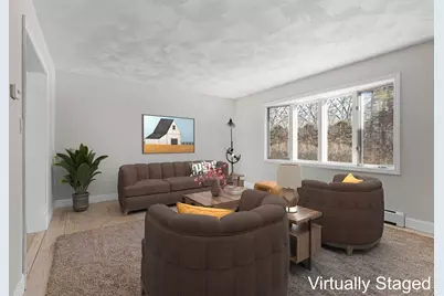 10 Hazelwood Ct, Attleboro, MA 02703 - Photo 2