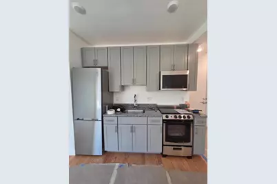 165 Hawthorne #301, Chelsea, MA 02150 - Photo 2