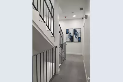 165 Hawthorne #102, Chelsea, MA 02150 - Photo 8