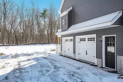 209 Middle  Road, Haverhill, MA 01830 - Photo 6