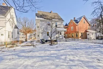 30 Parkwood St, Springfield, MA 01108 - Photo 40