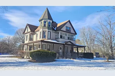 340 Oak St, Springfield, MA 01151 - Photo 2