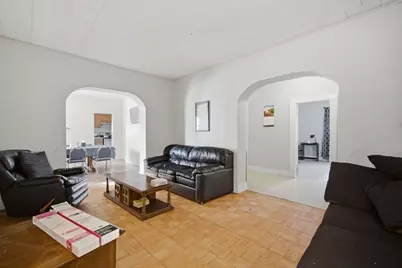 340 Oak St, Springfield, MA 01151 - Photo 12