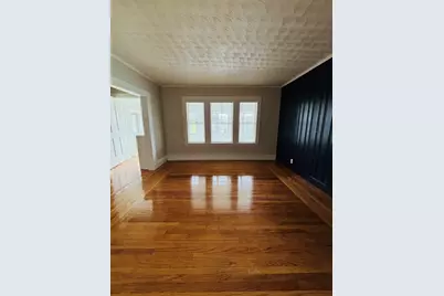 30-32 Starbird St #30, Malden, MA 02148 - Photo 4