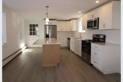 1459 Grafton Rd, Millbury, MA 01527 - Photo 6