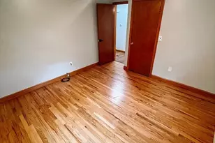 2 Bow St, Plainville, MA 02762 - Photo 12