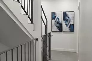 165 Hawthorne, Chelsea, MA 02150 - Photo 8