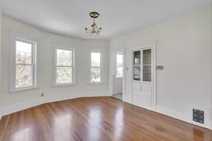 24 Blaine St, Malden, MA 02148 - Photo 6