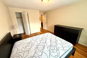 197 Kent St, Brookline, MA 02446 - Photo 8