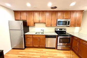 197 Kent St, Brookline, MA 02446 - Photo 2